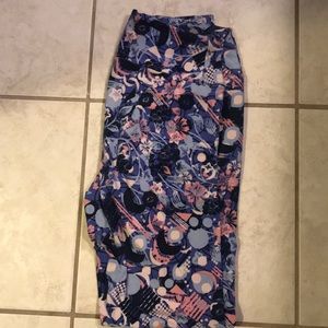 Lularoe OS leggings good condition